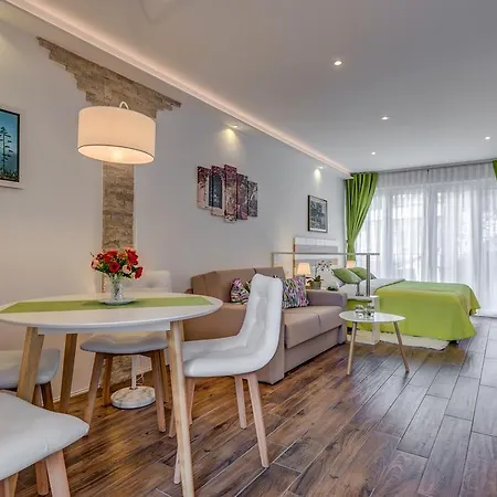 Room&Studio Apartment Just Enjoy Split Exterior foto