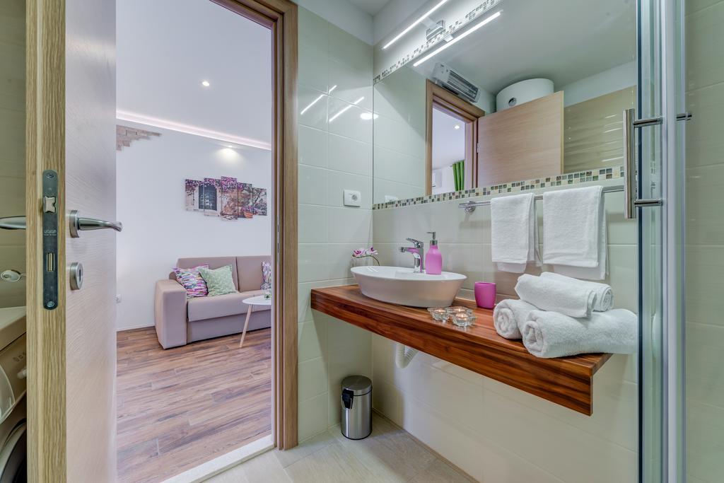 Room&studio Just Enjoy Apartment Split